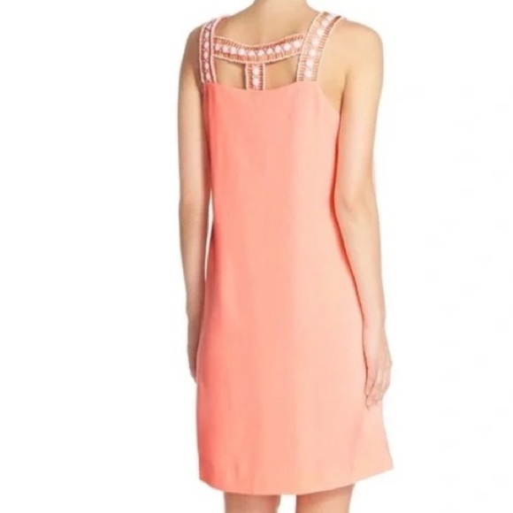 𝅺lilly Pulitzer Mason beaded cut out neckline shift dress - Picture 2 of 8